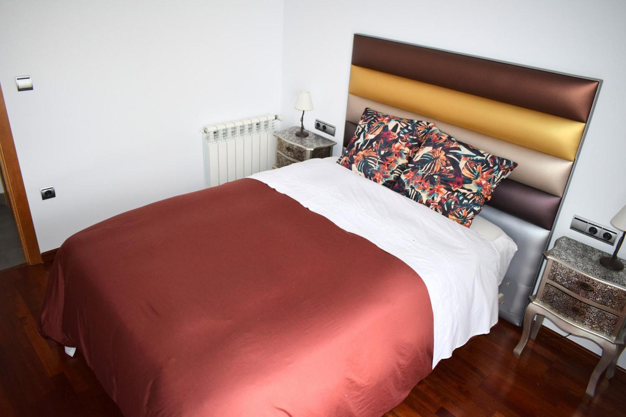 Alojamientos Yecla Centro By Casa De La Feria Del Mueble 예끌라 외부 사진